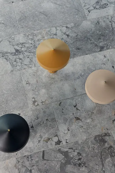 Hatto Tischleuchte von OYOY Living mit Hutform, Clay, Ansicht 4