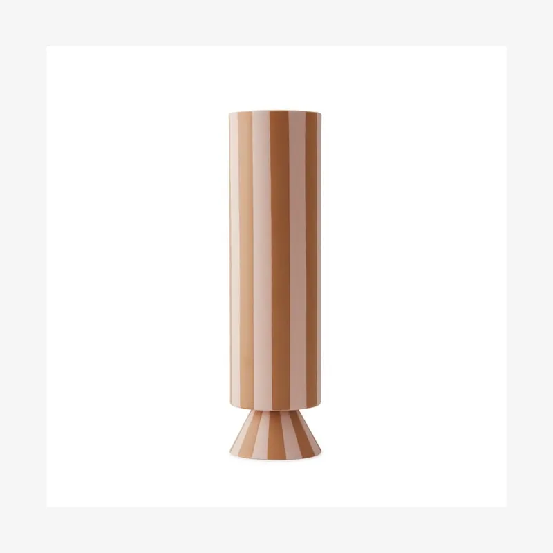 Hohe Toppu Vase aus handgefertigtem Steinzeug, Karamell/Rosa
