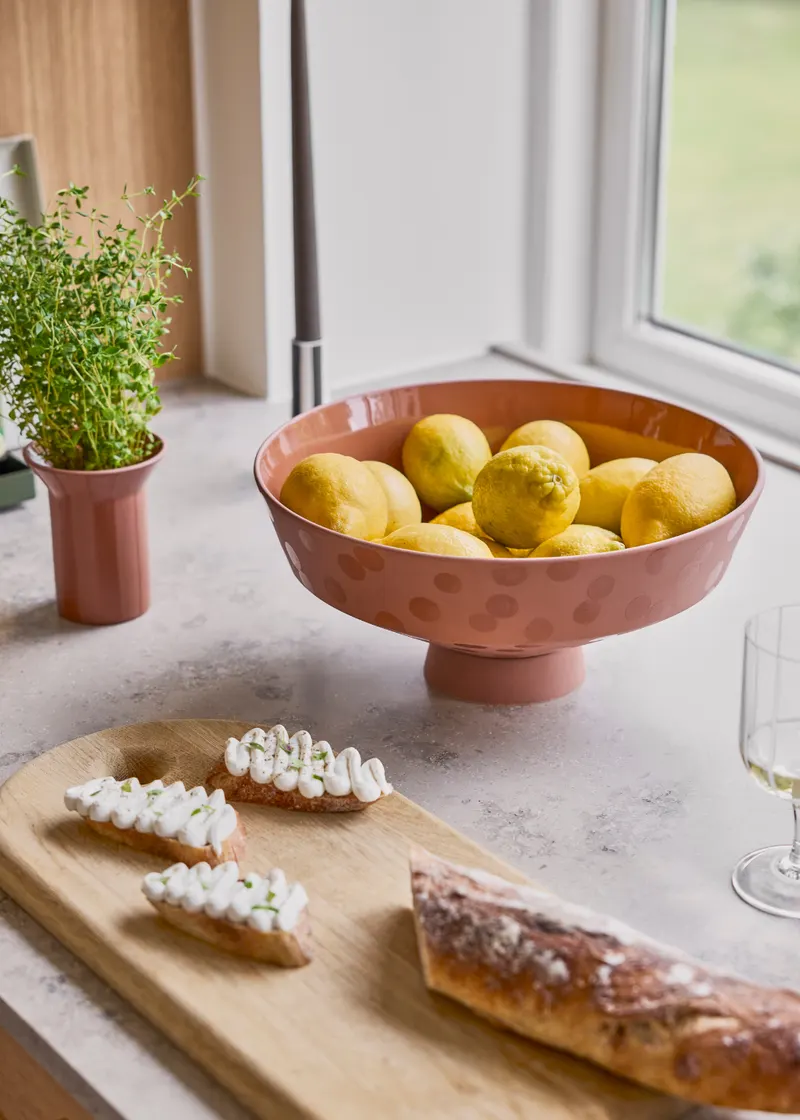 OYOY Living Luonto Schale mit gepunkteter Oberfläche, Terrakotta, Large, Ansicht 4