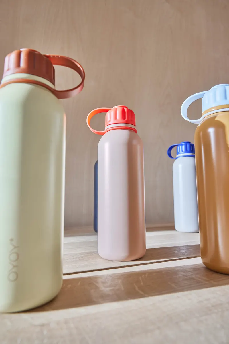 OYOY Living Pullo Isolier-Trinkflasche aus Edelstahl, Ton/Optikblau, Inhalt: 520 ml, Ansicht 4