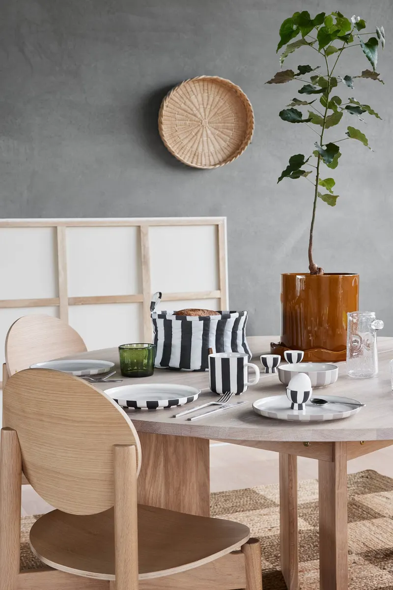 OYOY Toppu Brotkorb aus Baumwolle mit Wendefunktion, OYOY Living, Schwarz / Weiß / Taupe, Ansicht 4