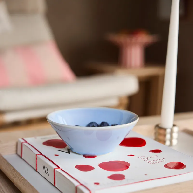 Yuka Schale von OYOY Living mit handgefertigter Oberfläche, Eisblau, Medium, Ansicht 2