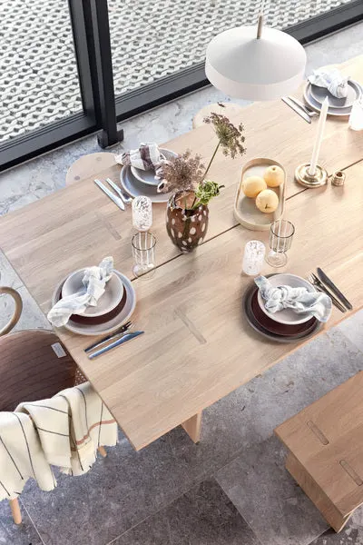 OYOY Yuka tiefer Teller aus Tonware im 2er-Set, OYOY Living, Dunkles Terrakotta, Ø 19 × H 4 cm, Ansicht 3