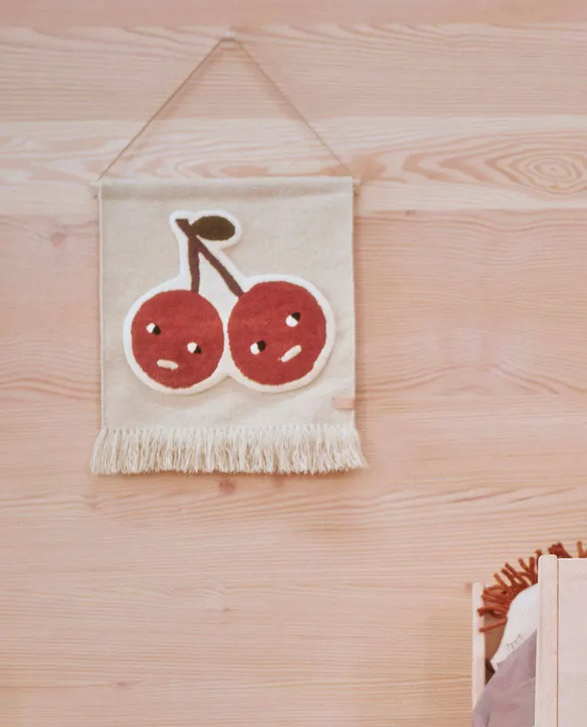 OYOY Mini Cherry On Top Wandteppich aus Wolle und Baumwolle, Rot, Höhe 59 × Breite 50 cm, Ansicht 4