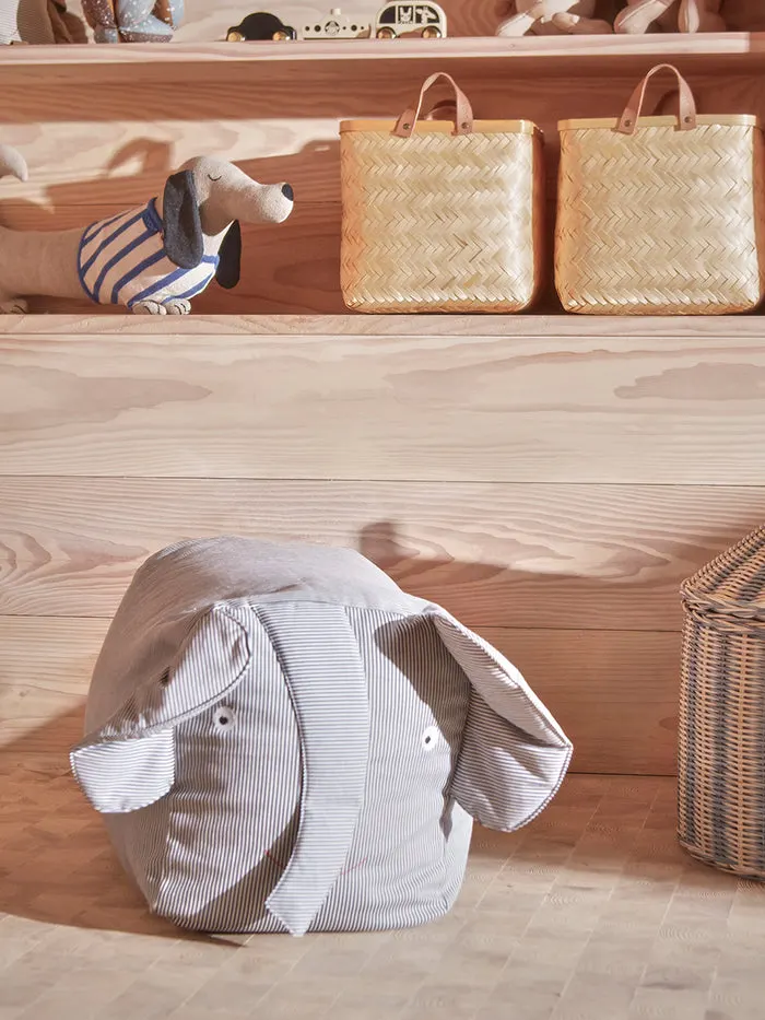 OYOY Mini Erik Elephant Sitzsack aus Baumwolle, Blau, Höhe 38 cm × Länge 50 cm × Breite 32 cm, Ansicht 3