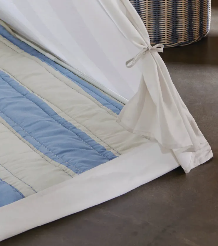 Gestreifte Steppdecke mit Wendeseite, OYOY Mini, Blau und Clay, Ansicht 3