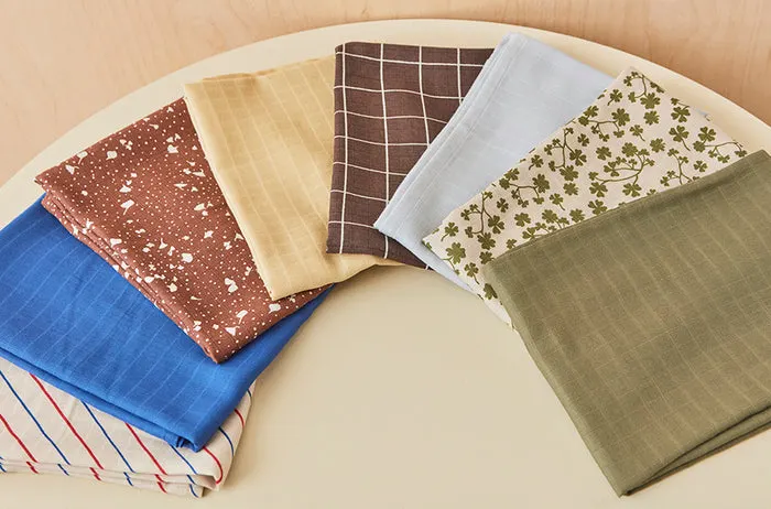 Mulltuch-Set Iro aus Bio-Baumwolle, 2-teilig, OYOY Mini, Olive, 70 × 70 cm, Ansicht 2