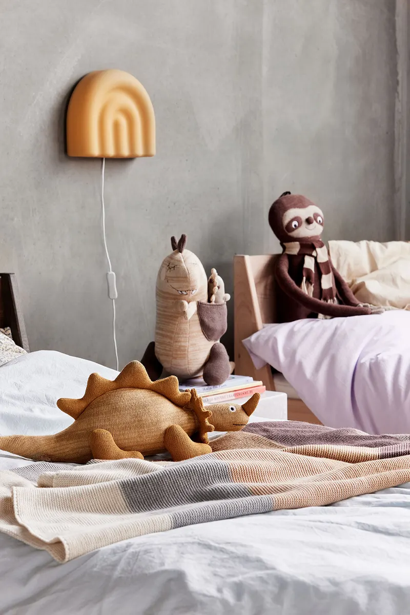 Regenbogen-Wandleuchte aus Silikon und Kunststoff von OYOY Mini, Light Rubber, Ansicht 2