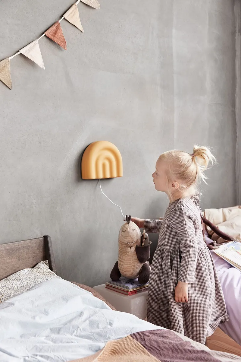 Regenbogen-Wandleuchte aus Silikon und Kunststoff von OYOY Mini, Light Rubber, Ansicht 4