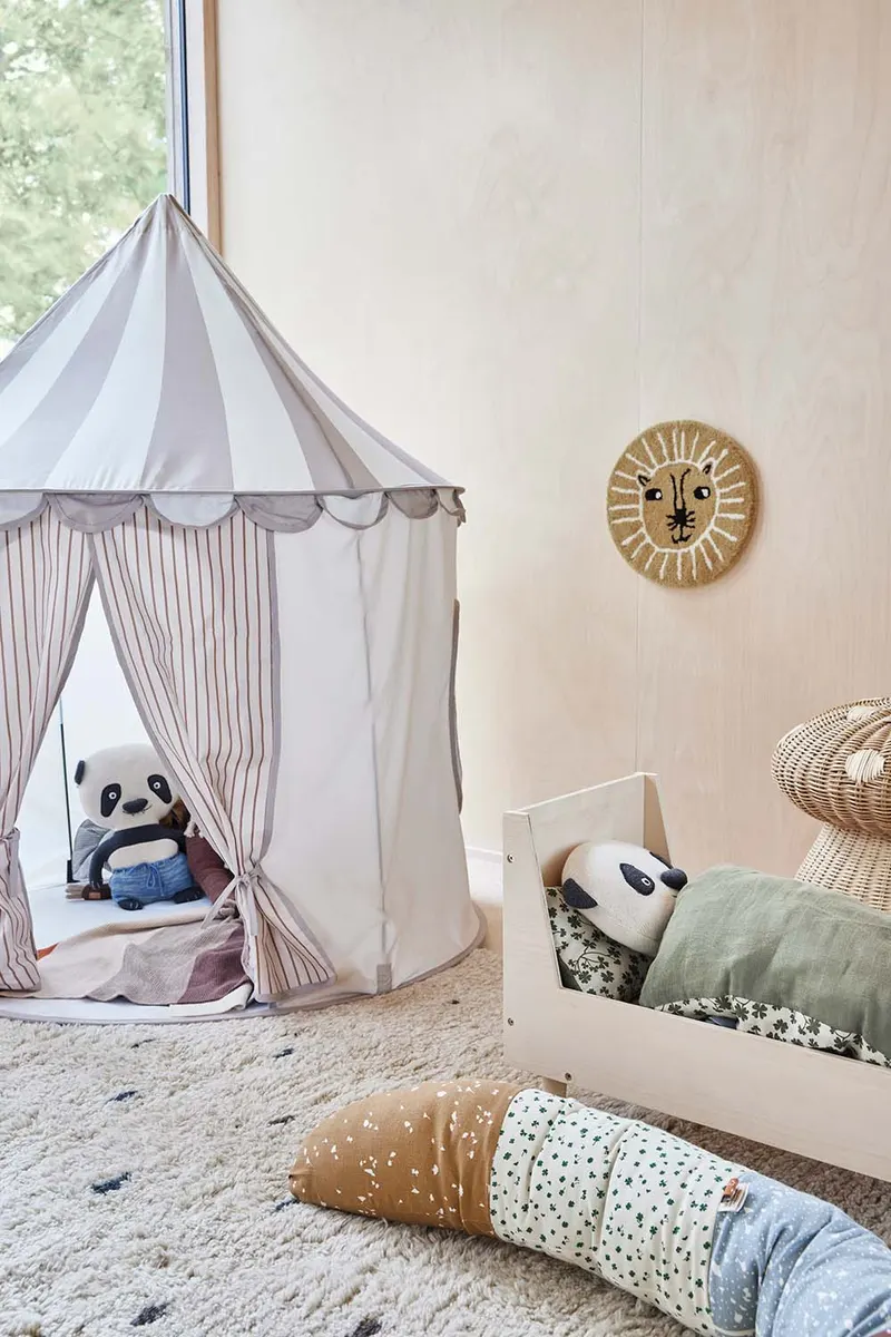 Runde Löwen-Wanddeko für das Kinderzimmer, Lion Miniature, OYOY Mini, Ansicht 2