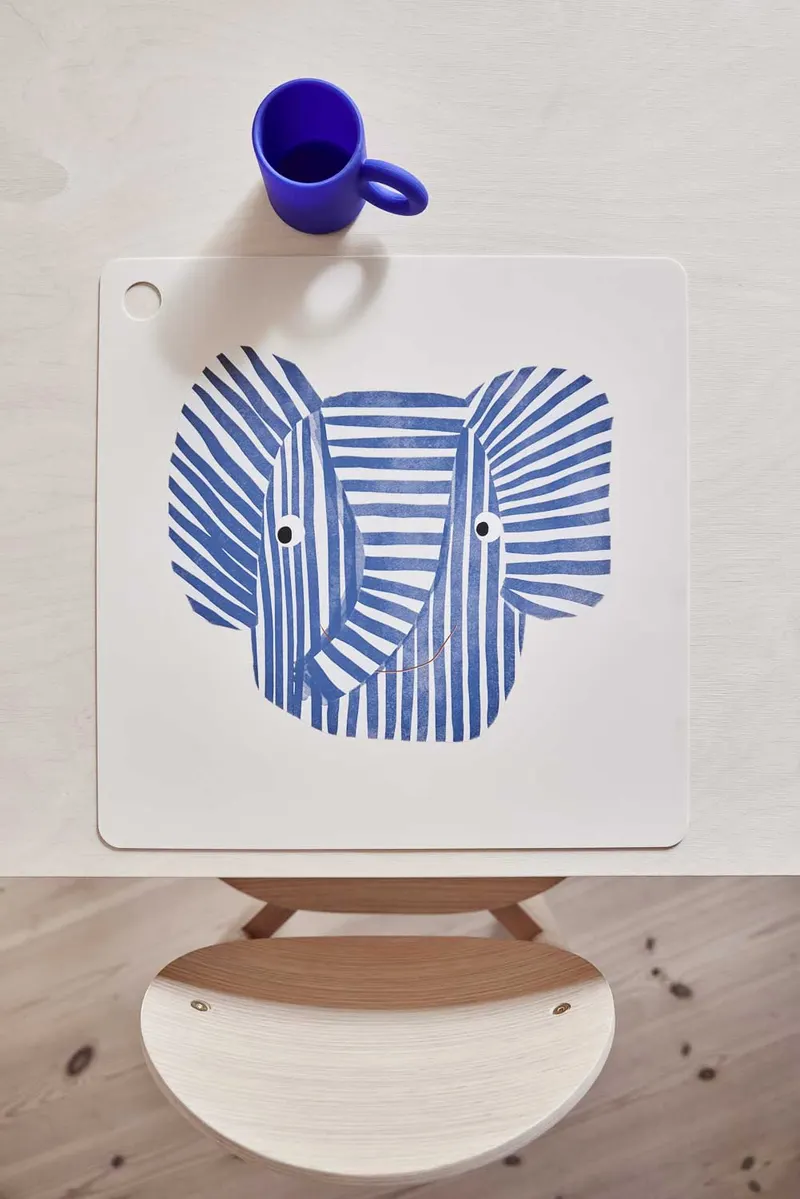 Silikon-Platzset Erik Elephant mit Elefantenmotiv, OYOY Mini, Blau, Ansicht 2
