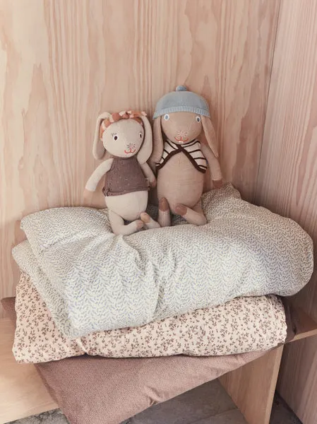 OYOY Mini Sirola Baby-Bettwäsche aus Bio-Baumwolle, 70 × 100 cm und 40 × 45 cm, Ansicht 2
