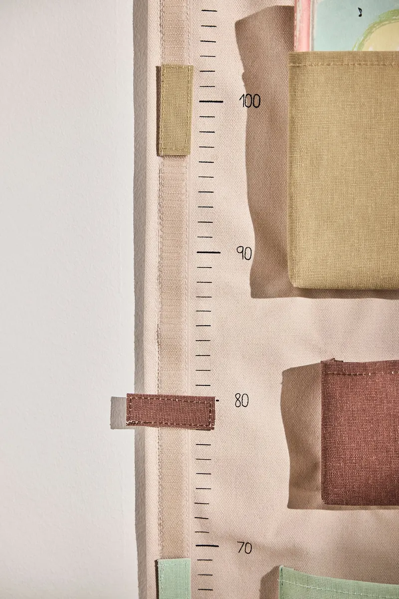 Wachstumsmessleiste Saga mit Aufbewahrungstaschen aus Baumwolle, OYOY Mini, Rosa, Ansicht 4