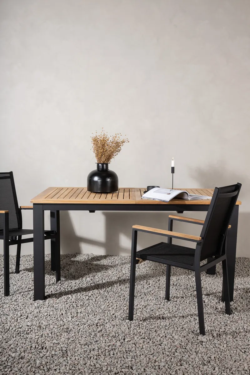 Panama ausziehbarer Gartentisch mit Teakplatte in 152 × 90 cm, Natur, Gestell Schwarz, im Wohnraum, Ansicht 1