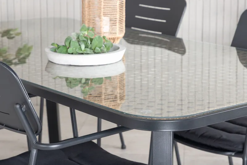 Paola & Nicke Gartenmöbel-Set mit Tisch 200 × 100 cm und 4 Armlehnstühlen, im Wohnraum, Ansicht 4