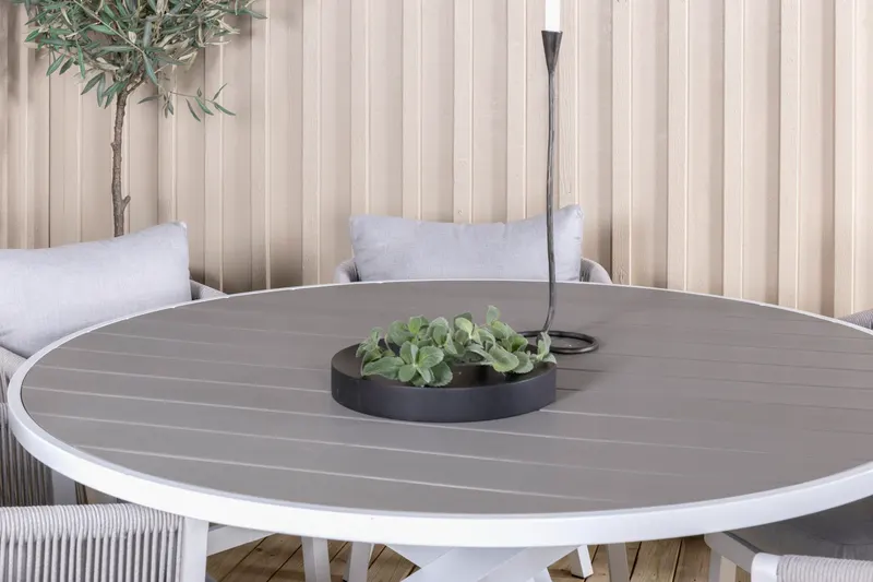 Parma & Virya Gartenmöbel-Set mit rundem Tisch und 6 Seilstühlen, im Wohnraum, Ansicht 2