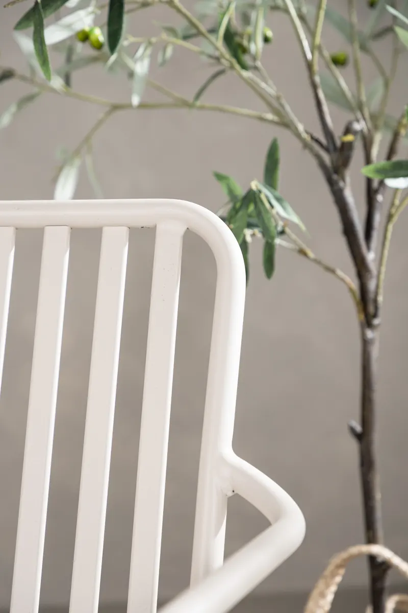 Peking Gartensofa aus Aluminium mit Strebenlehne in Beige, im Wohnraum, Ansicht 4