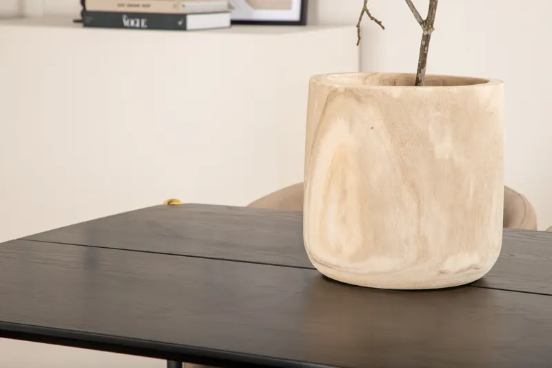 Pelle & Berit Essgruppe mit rechteckigem Esstisch und 6 Polsterstühlen in Beige, Gestell Schwarz, im Wohnraum, Ansicht 4