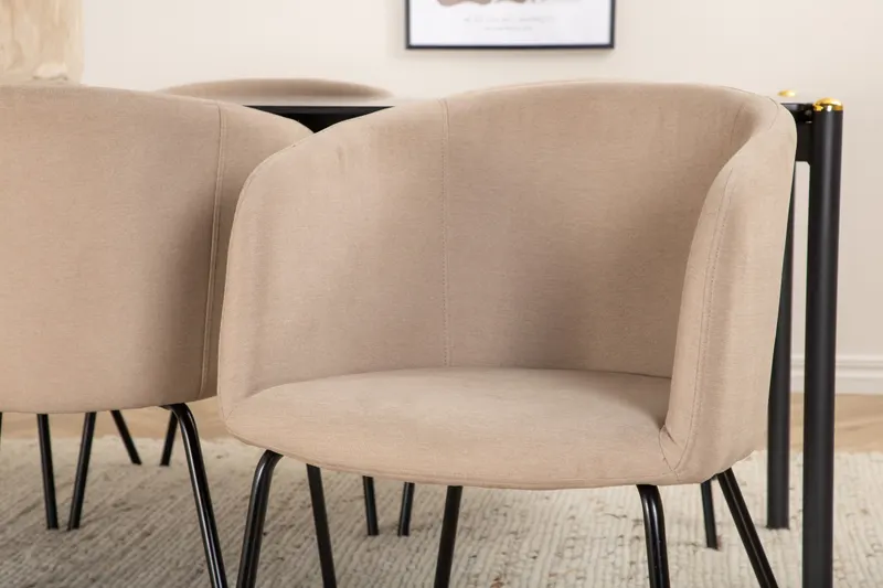 Pelle & Berit Essgruppe mit rechteckigem Esstisch und 6 Polsterstühlen in Beige, Gestell Schwarz, im Wohnraum, Ansicht 5