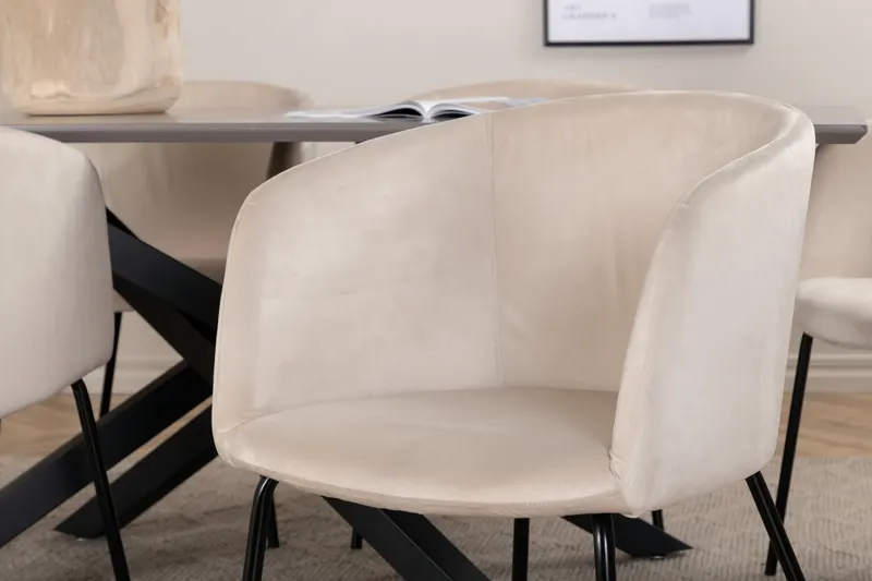 Piazza & Berit Essgruppe mit rechteckigem Esstisch und 6 Polsterstühlen in Beige, Gestell Schwarz, im Wohnraum, Ansicht 5