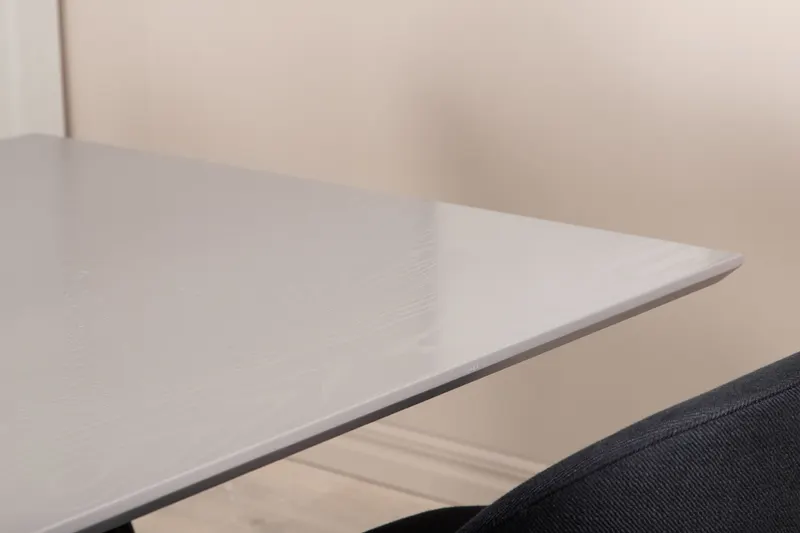 Piazza & Velvet Esstisch mit Kreuzgestell und 6 gepolsterten Stühlen in Grau, Gestell Schwarz, im Wohnraum, Ansicht 5