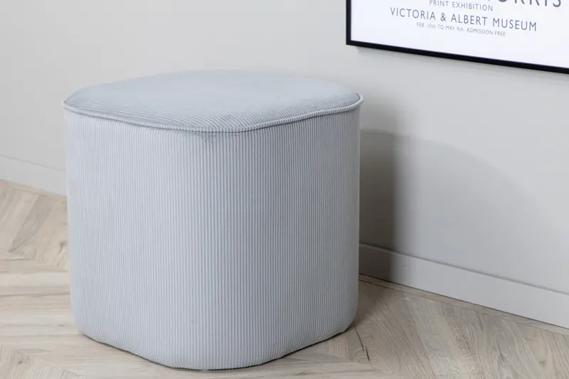 Piff runder Pouf in Grau, Polyester-Cord, im Wohnraum, Ansicht 5