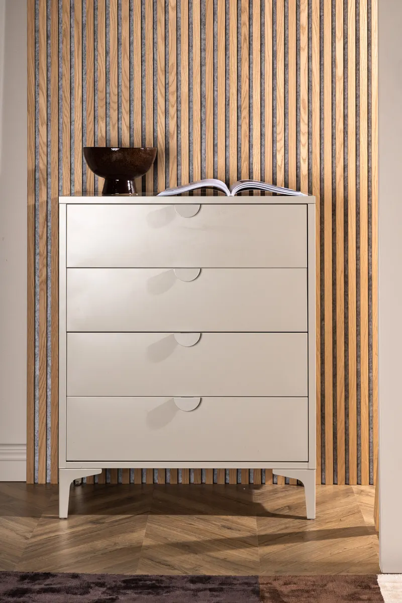 Piring Kommode aus Stahl in 40 × 98 × 78 cm, Beige, im Wohnraum, Ansicht 1