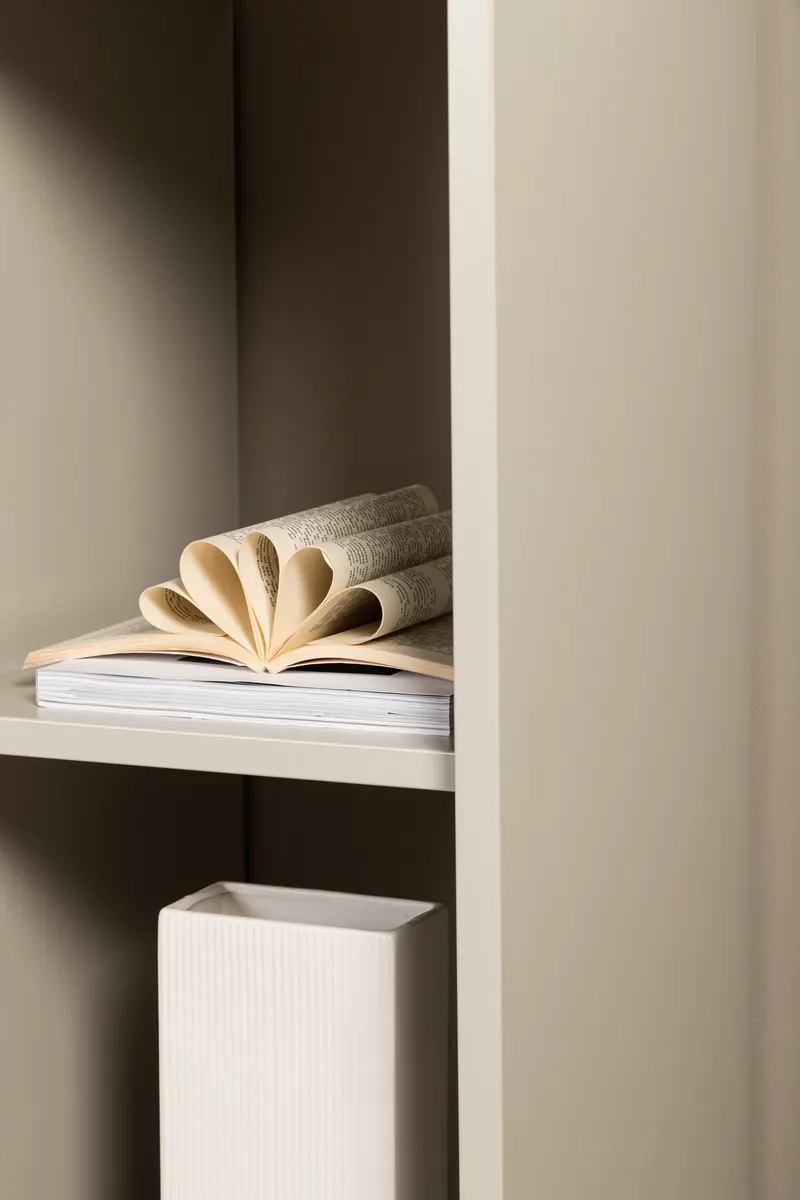 Piring Stahlschrank in 42 × 100 × 110 cm, Beige, im Wohnraum, Ansicht 4