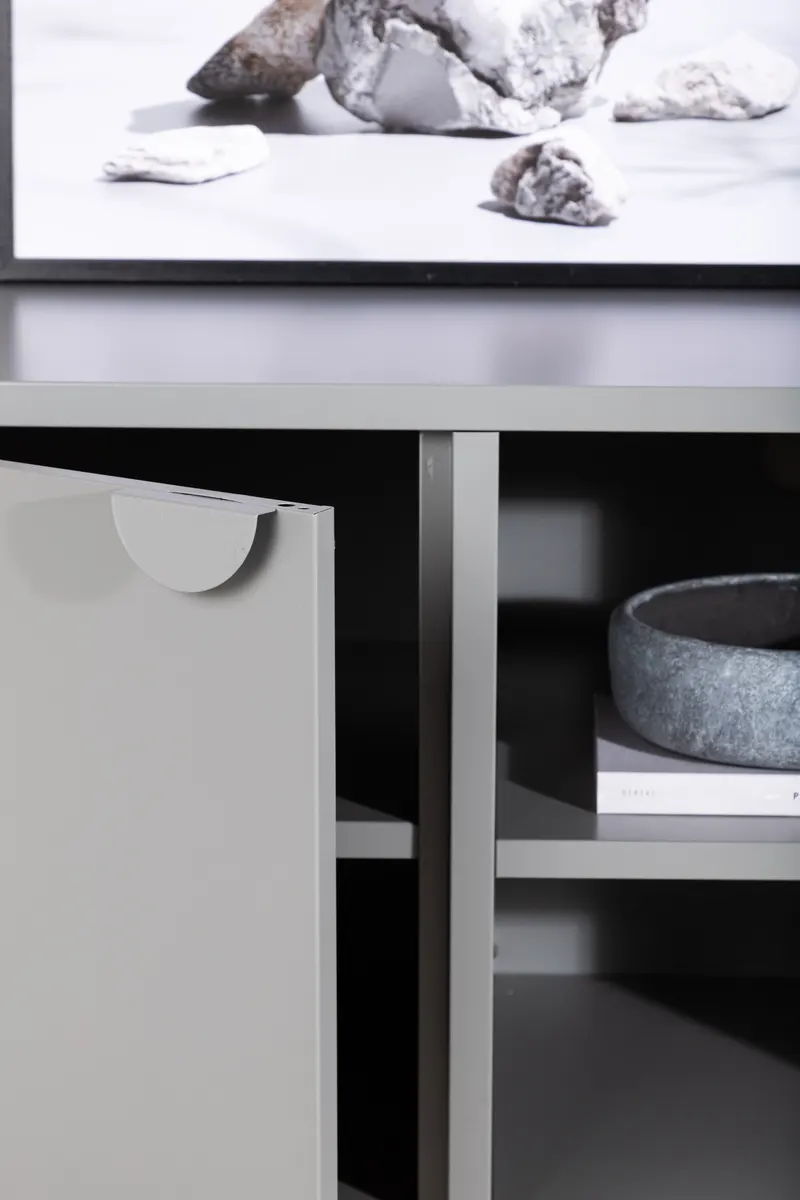 Piring TV-Schrank aus Stahl mit zwei Türen in Hellgrau, im Wohnraum, Ansicht 4