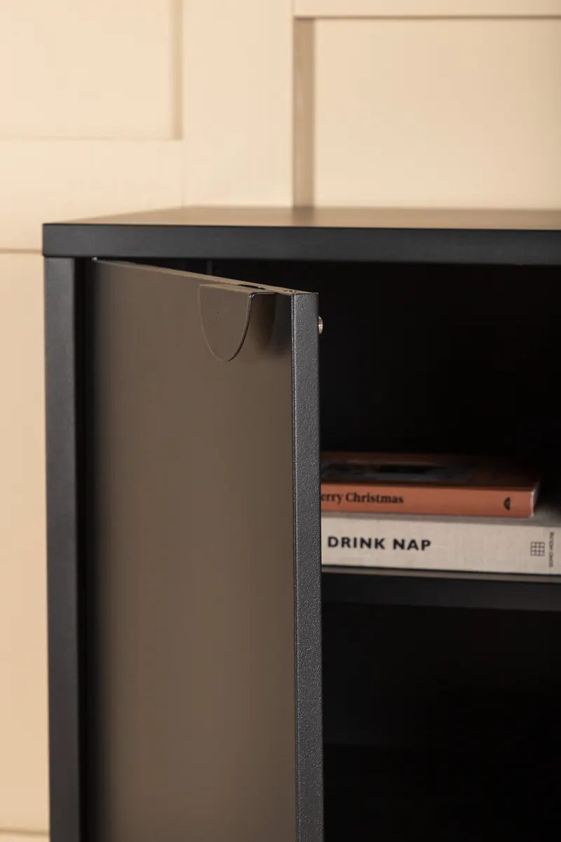 Piring TV-Schrank aus Stahl mit zwei Türen in Schwarz, im Wohnraum, Ansicht 4
