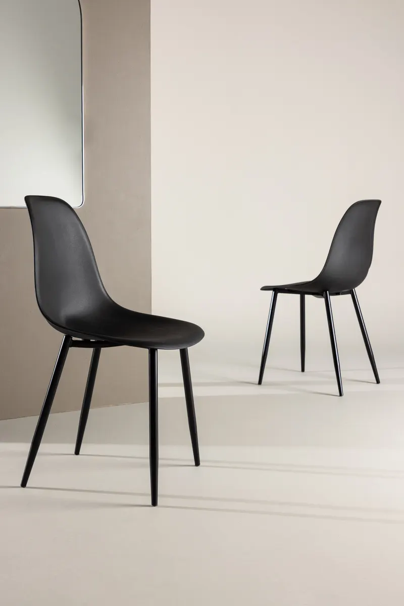 Polar Esszimmerstühle im 2er-Set mit Kunststoffschale in Schwarz, im Wohnraum, Ansicht 1