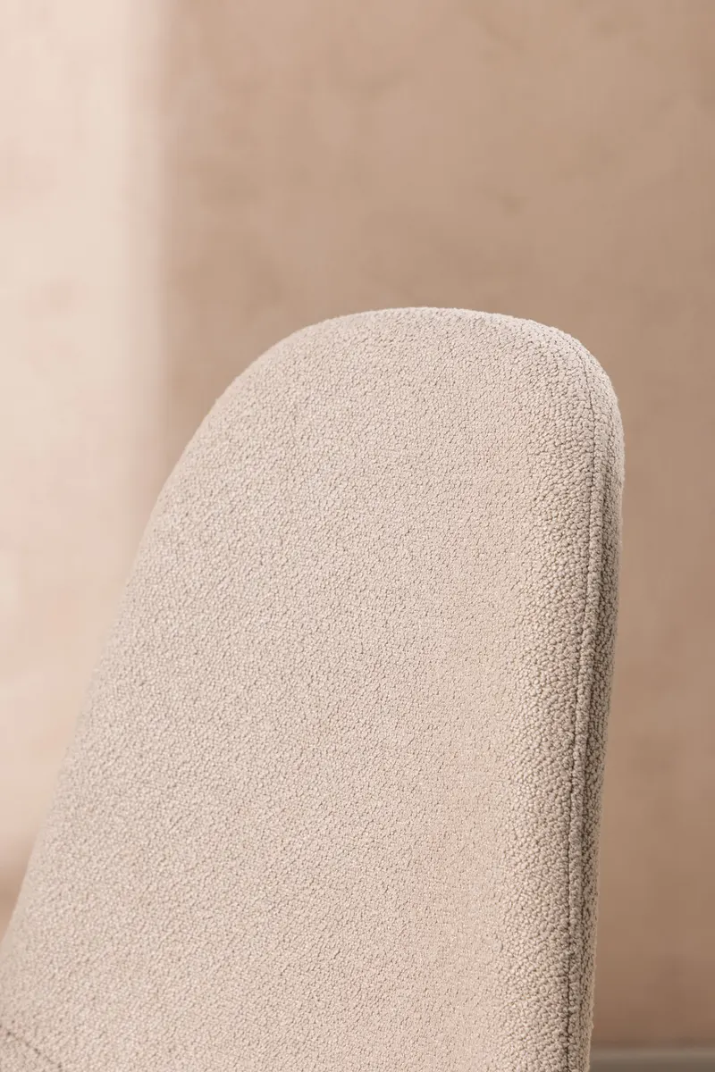 Polar Esszimmerstühle im 2er-Set in Beige, Gestell Schwarz, Bouclé, im Wohnraum, Ansicht 3