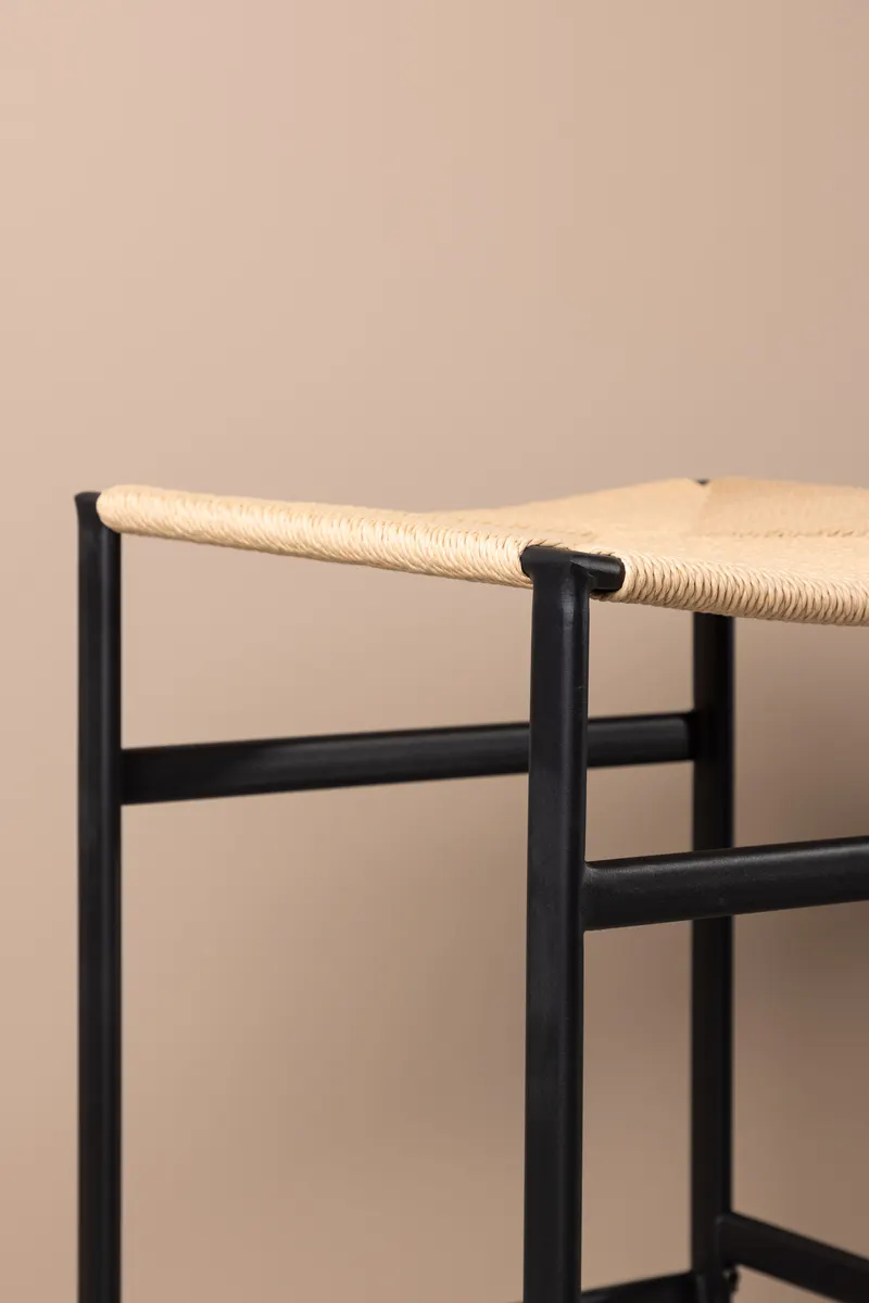 Polly Barhocker ohne Lehne im 2er-Set in Natur, Gestell Schwarz, Rattan, im Wohnraum, Ansicht 2