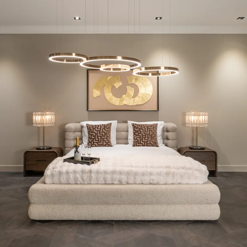 Polsterbett Obidis, Natural linear, 180 × 210 cm von Richmond Interiors, Wohnbeispiel 7, im Wohnraum
