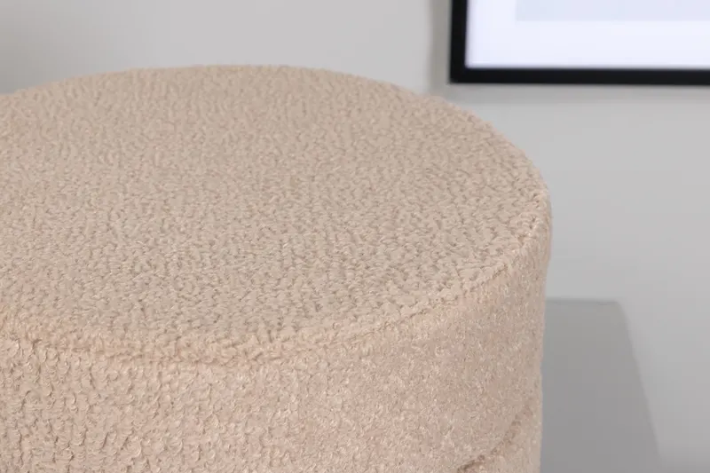 Pot runder Hocker mit Stahlbeinen in Beige, Gestell Schwarz, Polyester-Teddystoff, im Wohnraum, Ansicht 5
