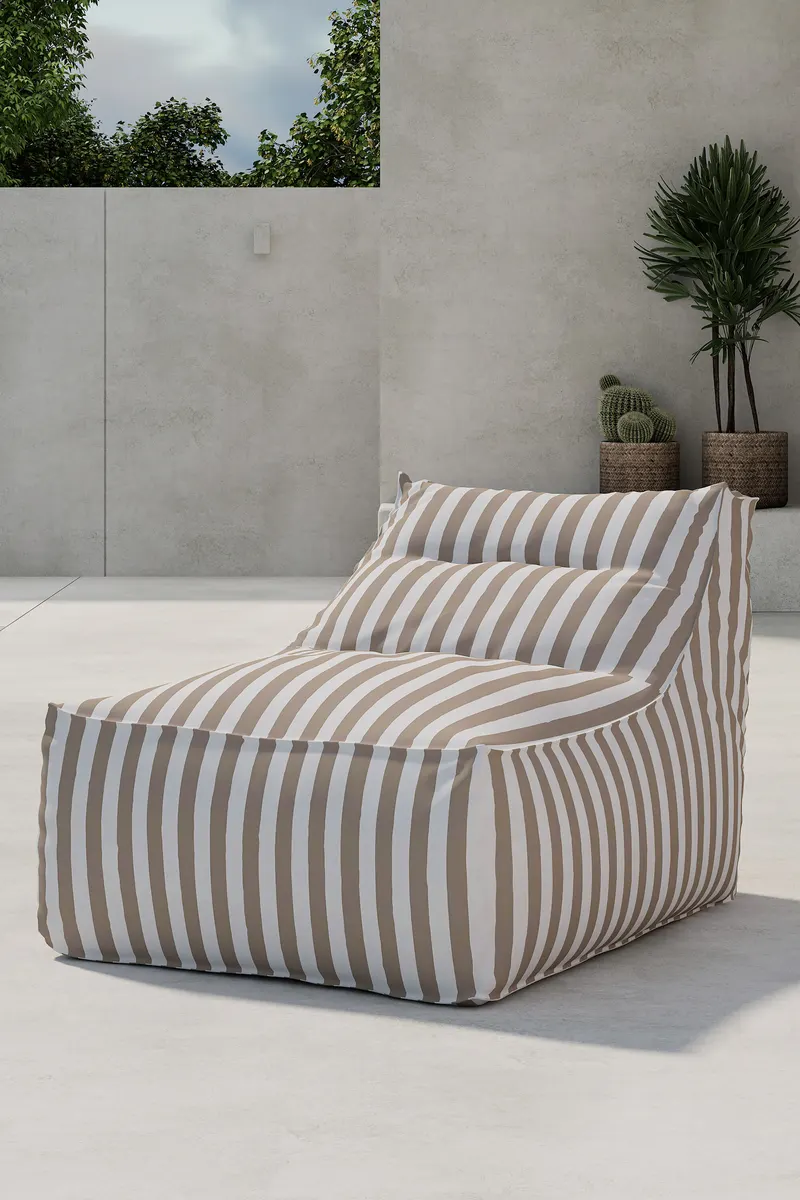 Redang Outdoor-Loungesessel im Sitzsack-Stil in Weiß, Gestell Beige, Olefin, im Wohnraum, Ansicht 2