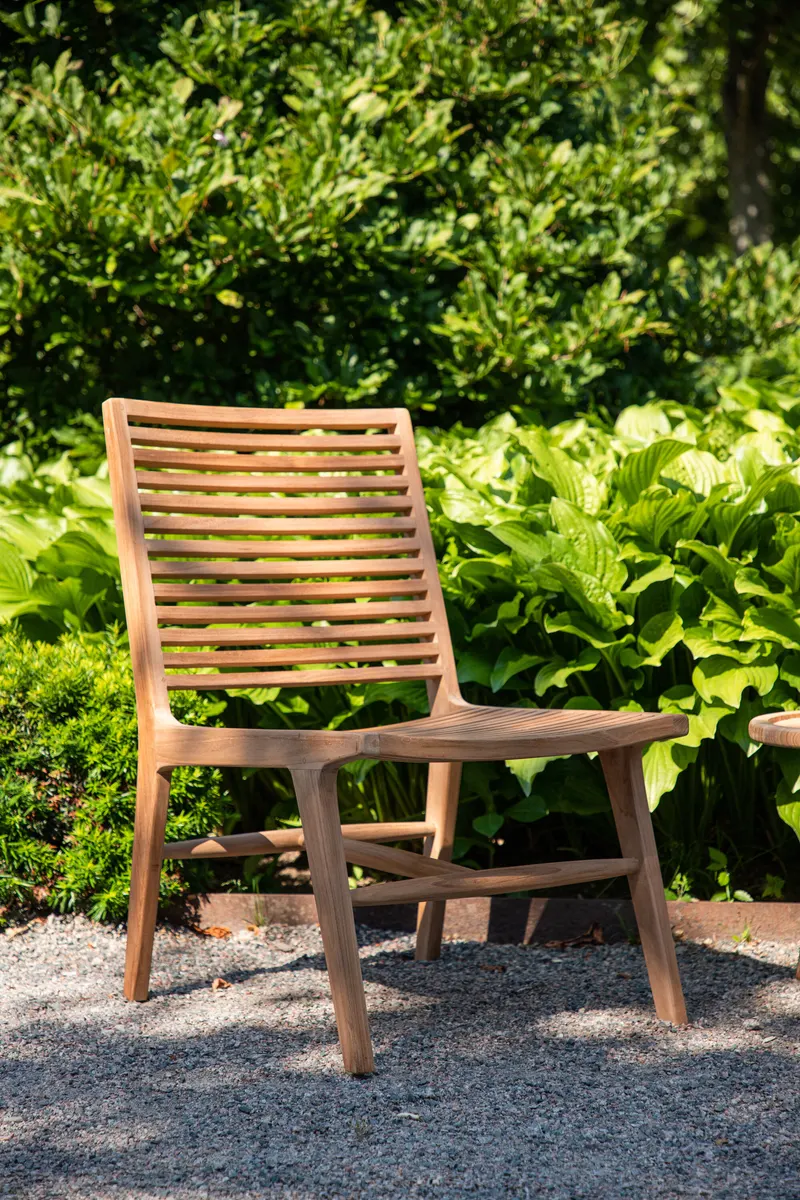Ribbon Gartensessel aus Teak, im Wohnraum, Ansicht 1