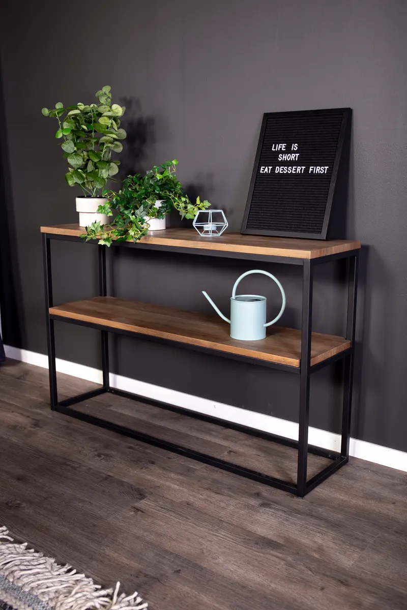 Rise schmaler Beistelltisch mit Stahlgestell in 110 × 30 cm, Walnuss, Gestell Schwarz, im Wohnraum, Ansicht 1
