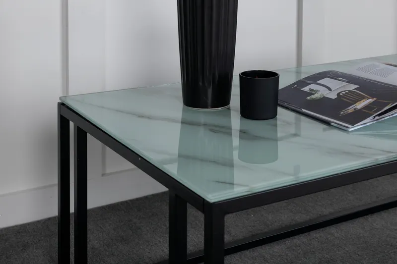 Rock 2.0 Couchtisch mit marmorierter Platte, im Wohnraum, Ansicht 3