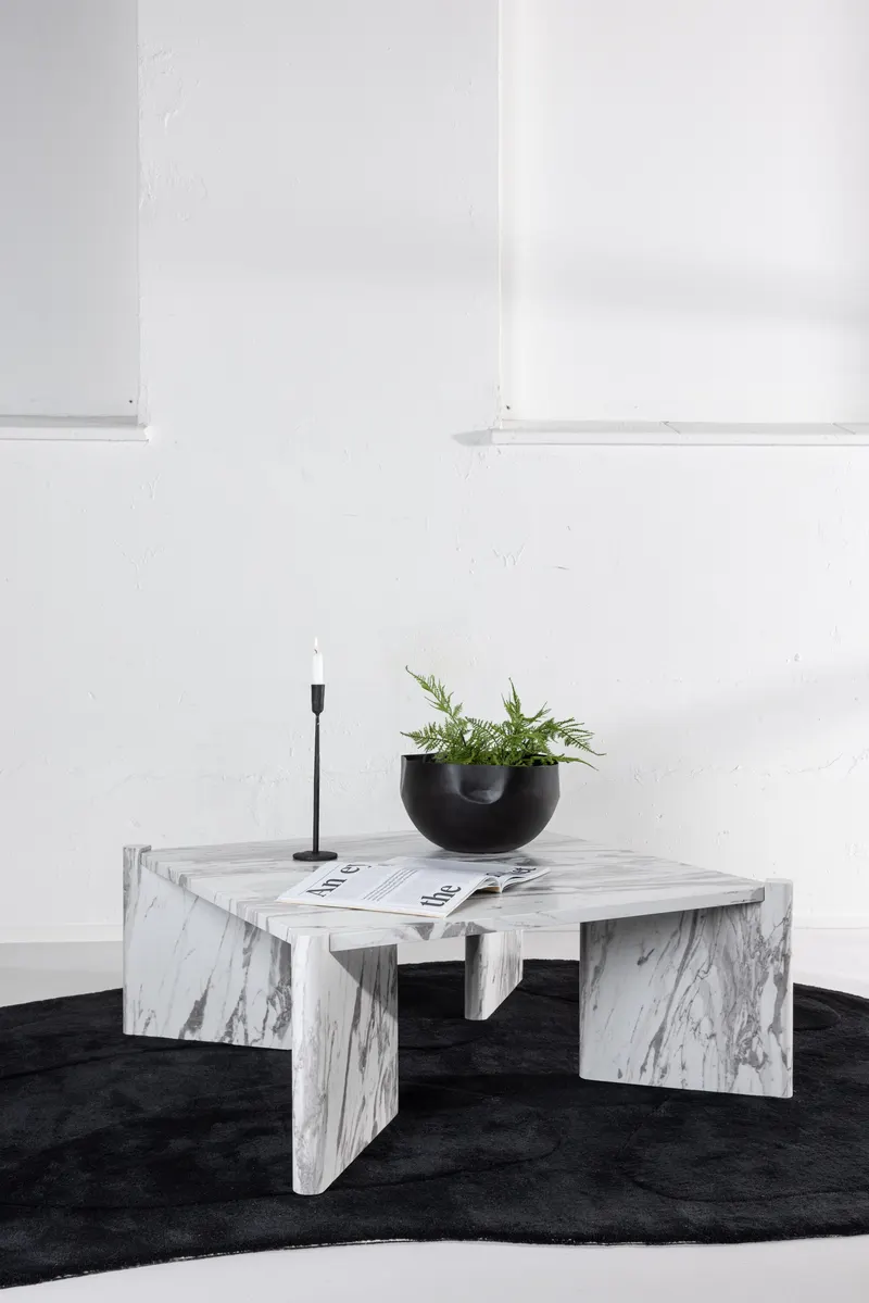Rogaland quadratischer Couchtisch 100 × 100 cm auf breiten Wangen in Weiß, im Wohnraum, Ansicht 1
