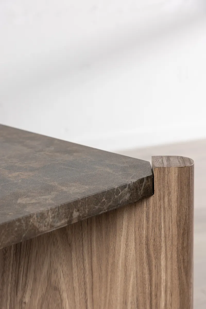 Rogaland quadratischer Couchtisch 100 × 100 cm auf breiten Wangen in Braun, im Wohnraum, Ansicht 3