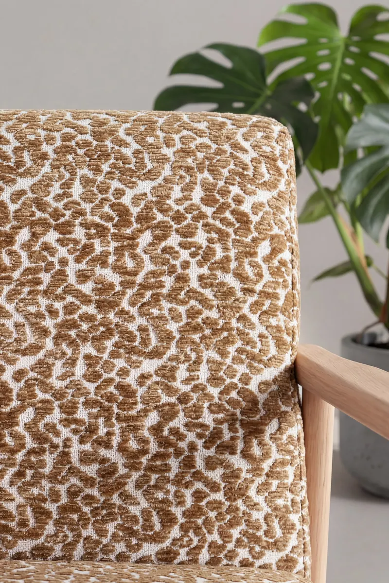 Runbert Retro-Sessel mit Holzgestell, im Wohnraum, Ansicht 4