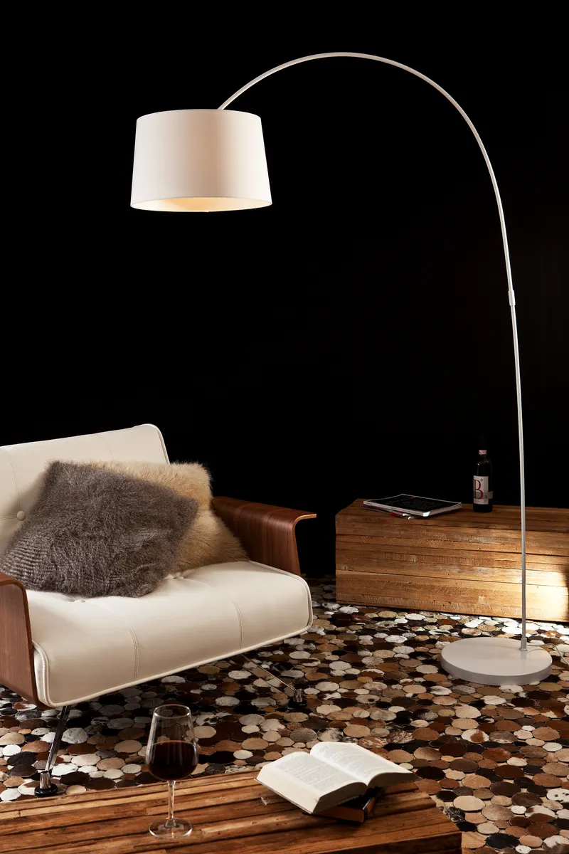 Bogenlampe 205 cm in Weiß mit Marmorfuß, Ansicht 2