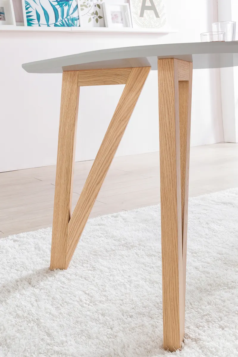 Essgruppe mit grauem Tisch und grünen Stühlen, Ansicht 5