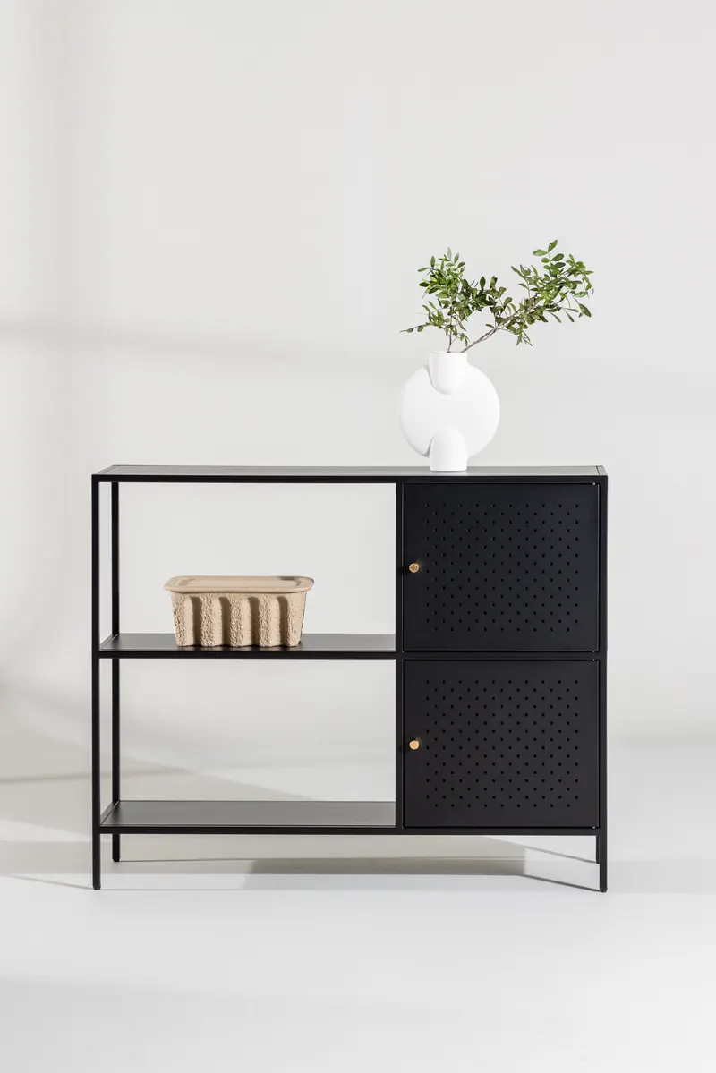 Salta schmales Sideboard aus Stahl, im Wohnraum, Ansicht 1