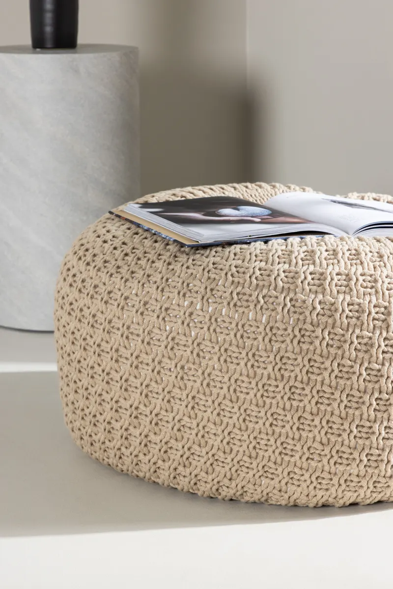 Sam runder Pouf mit feinem Muster in Ø 45 cm, im Wohnraum, Ansicht 2