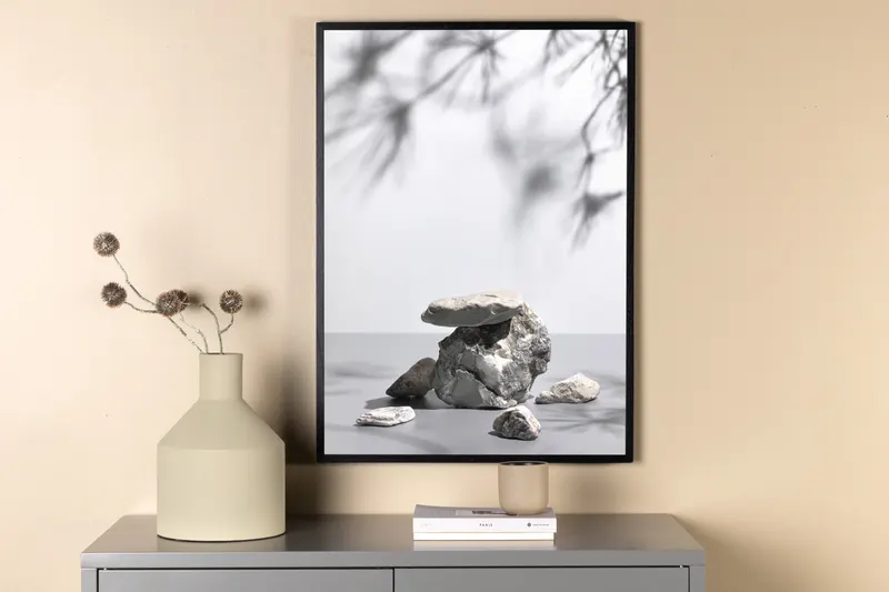 Sandstones Poster mit gestapelten Steinen im Sonnenlicht in 30 × 21 cm, im Wohnraum, Ansicht 2