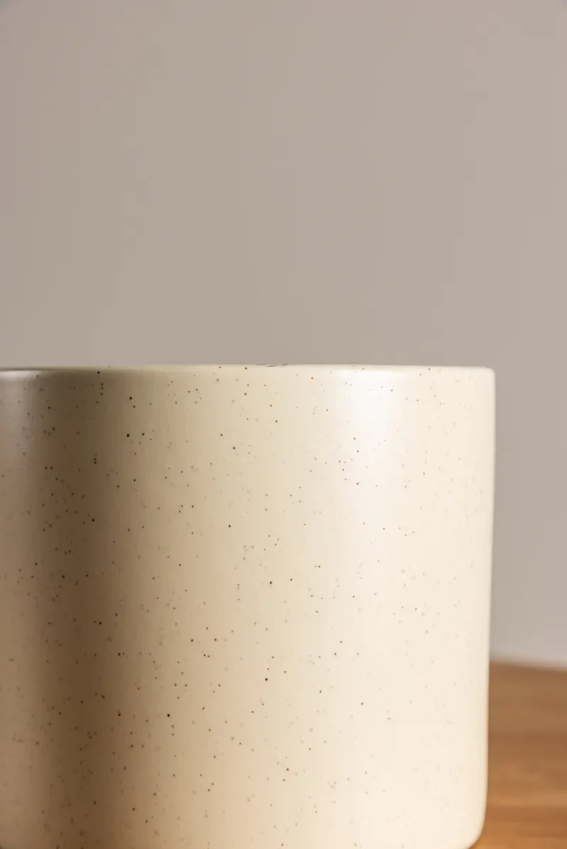 Sane zylindrischer Blumentopf aus Steinzeug in Ø 11 cm, Beige, im Wohnraum, Ansicht 3