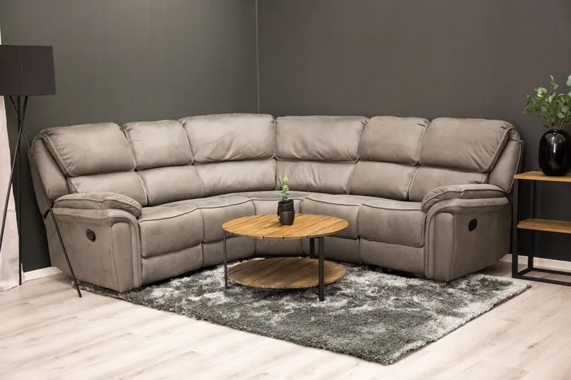 Saranda Sofa Modell 2 mit Liegefunktion in Grau, Gestell Schwarz, im Wohnraum, Ansicht 6