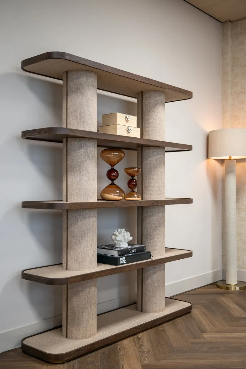 Schrank Willox, Beige von Richmond Interiors, Wohnbeispiel 10, im Wohnraum
